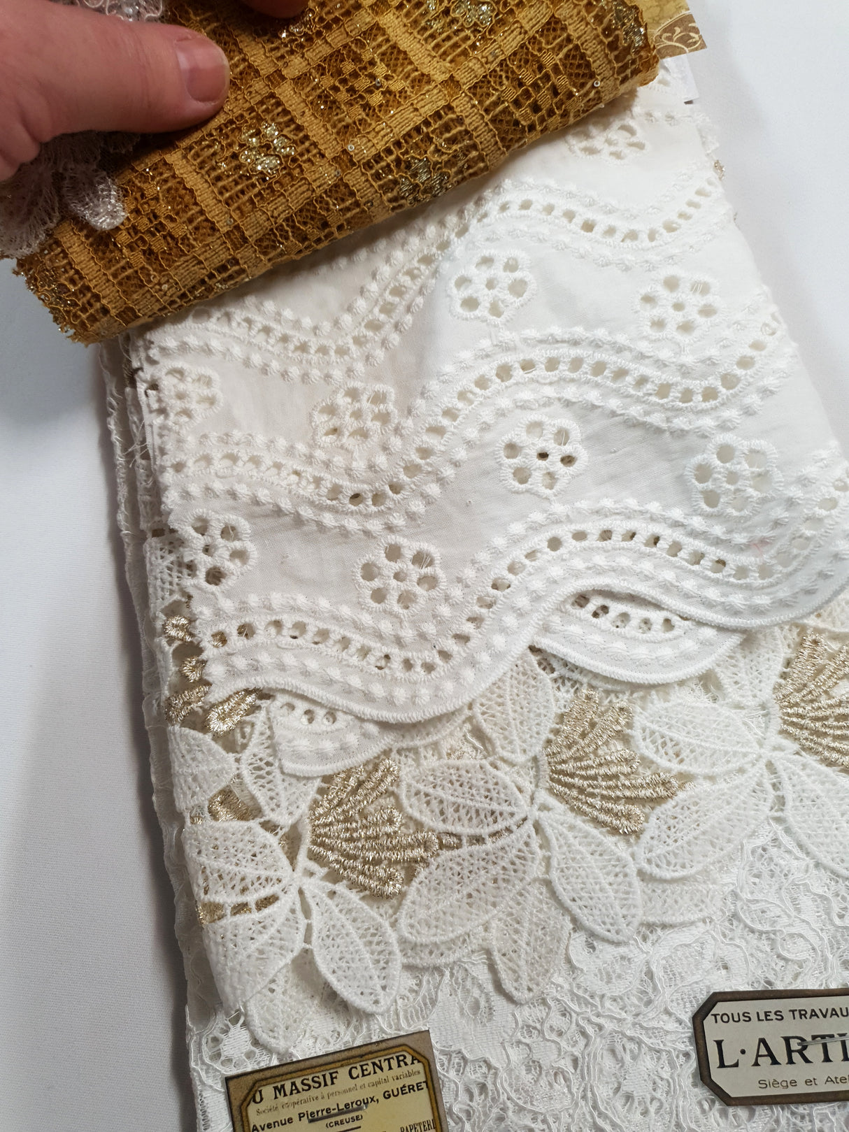 Luxury Lace Sampler - 8014