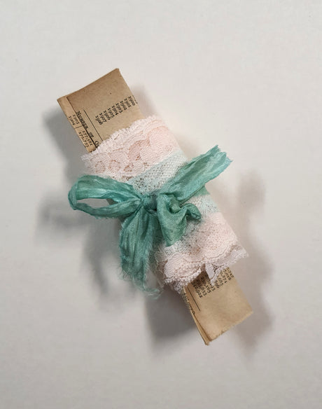 Motherloads Lace Sampler - 8018