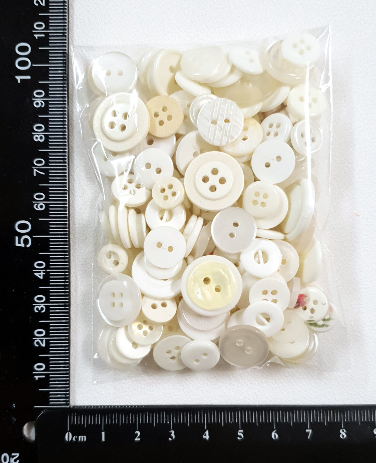 Assorted Buttons Pack - 9113