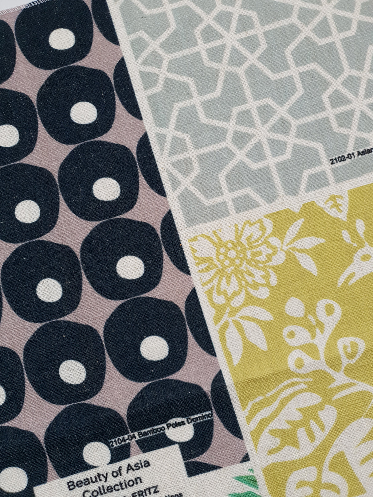 Large Fabric Sample Square - AW
