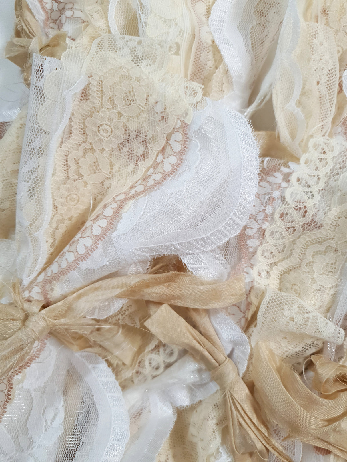 Motherloads Lace Bundle - BG