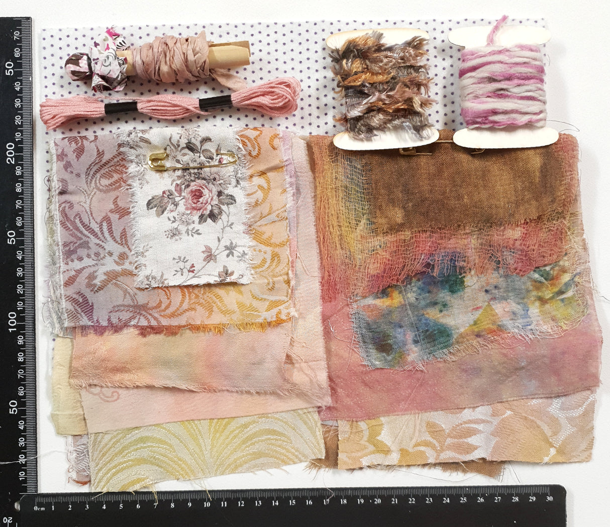 Motherloads Hand Stitch Inspiration Box - BZ