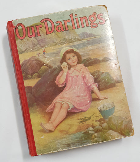 Authentic Vintage Book - ES