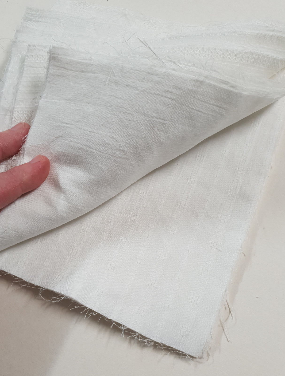 Fabric Squares Pack- White Textured - Z