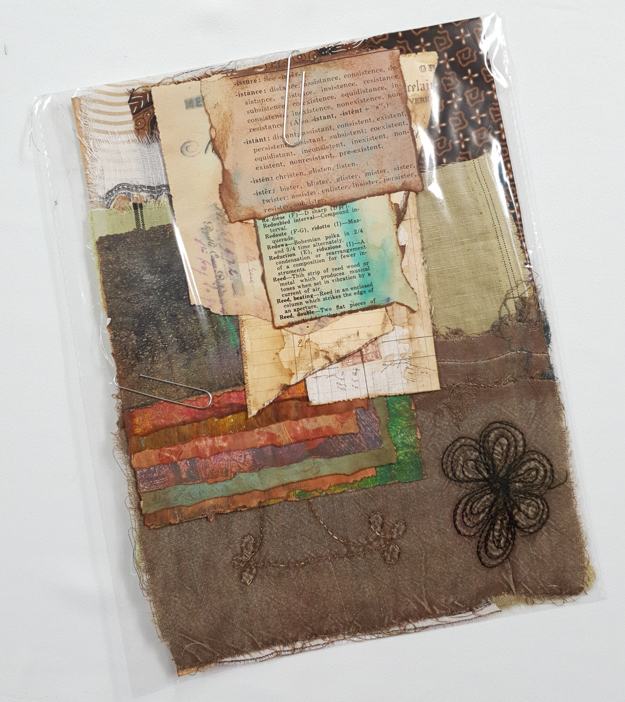 Motherloads Grungy Paper and Fabric Pack - GX