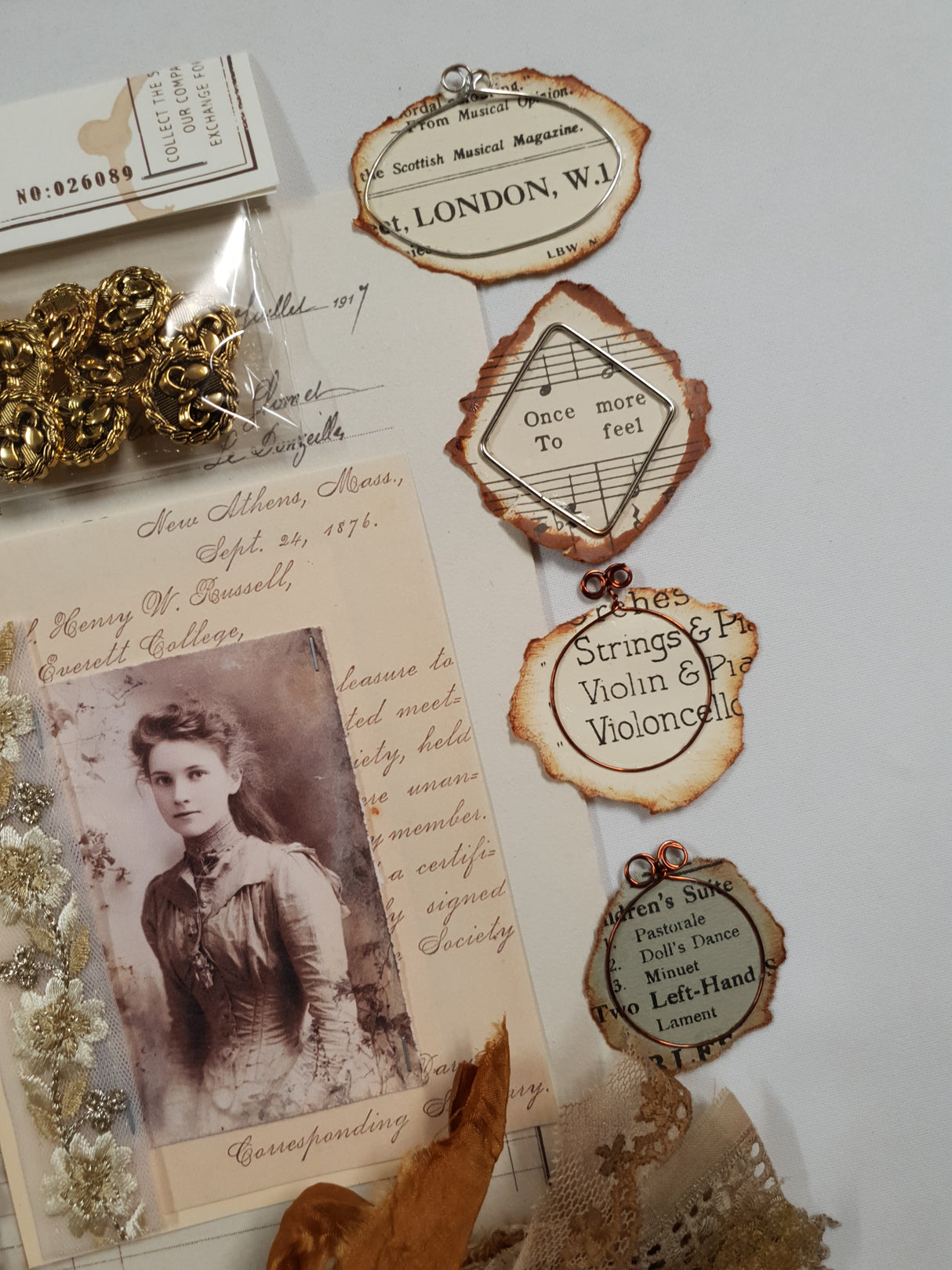 Motherloads Collection of Handmade Goodies & Ephemera - EU