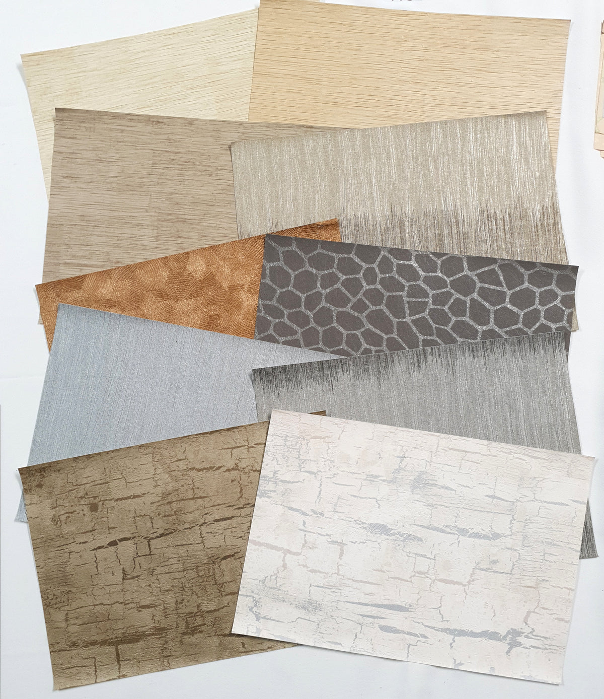 Assorted Textured Wallpaper Pieces – Craft & Mixed Media Pack - KG