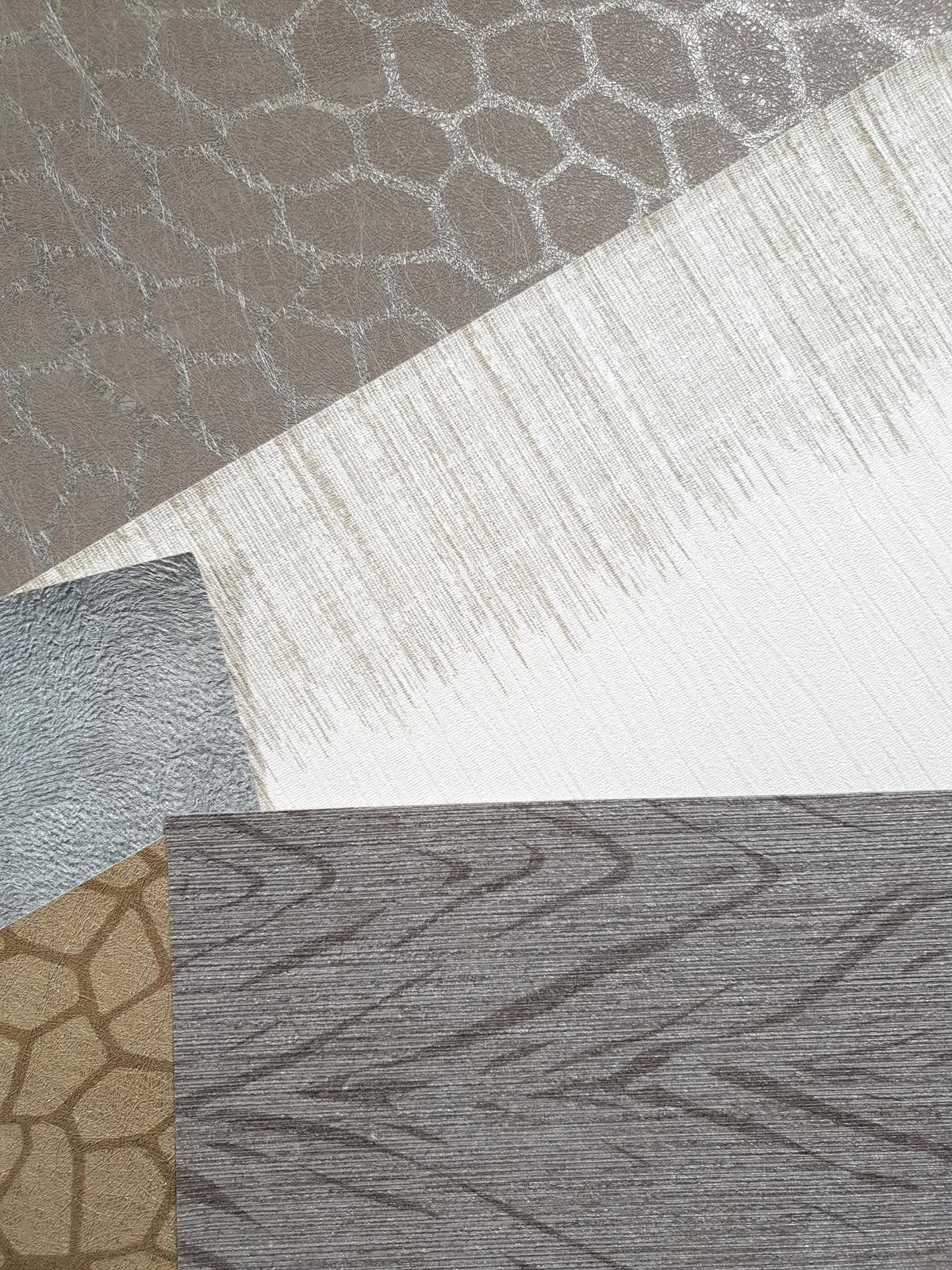 Assorted Textured Wallpaper Pieces – Craft & Mixed Media Pack - KH