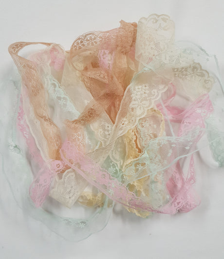 Assorted Lace Grab Bag - 5 Meters - (LP-7500-3) - Picked at Random