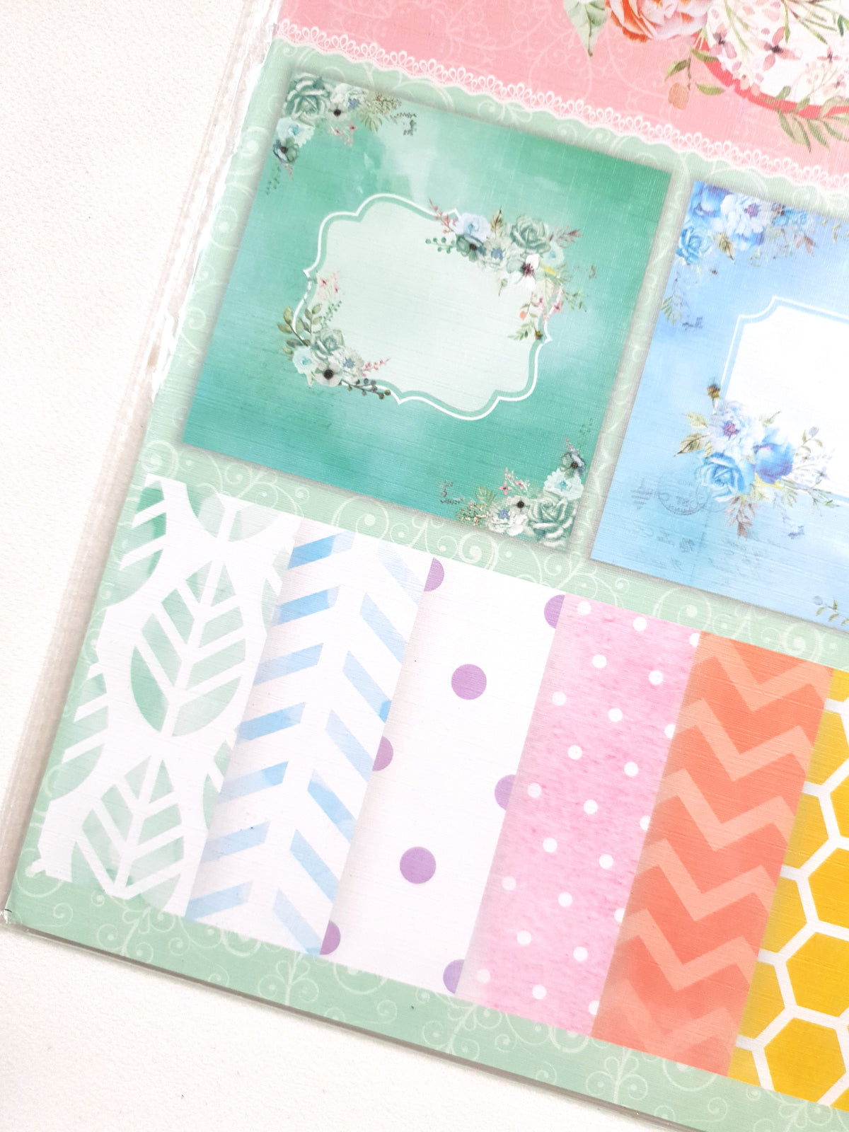 Little Birdie 12 x 12 Papers Pack - L'amour des Fleurs