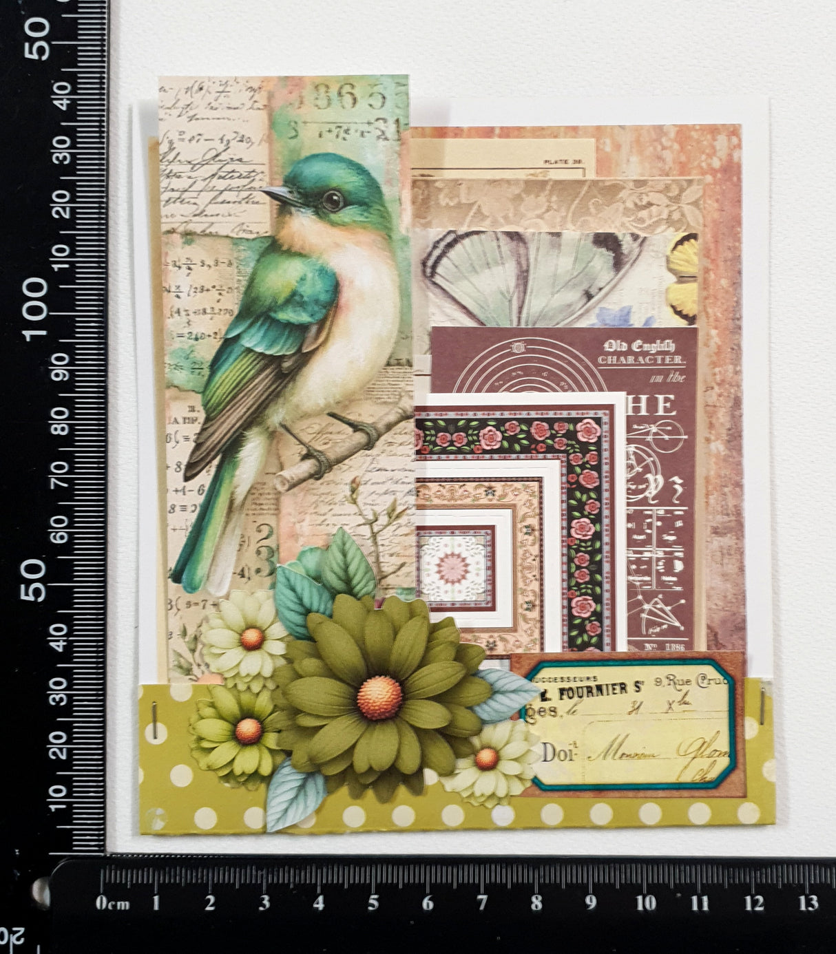 Mini Assorted Ephemera Pack - ON