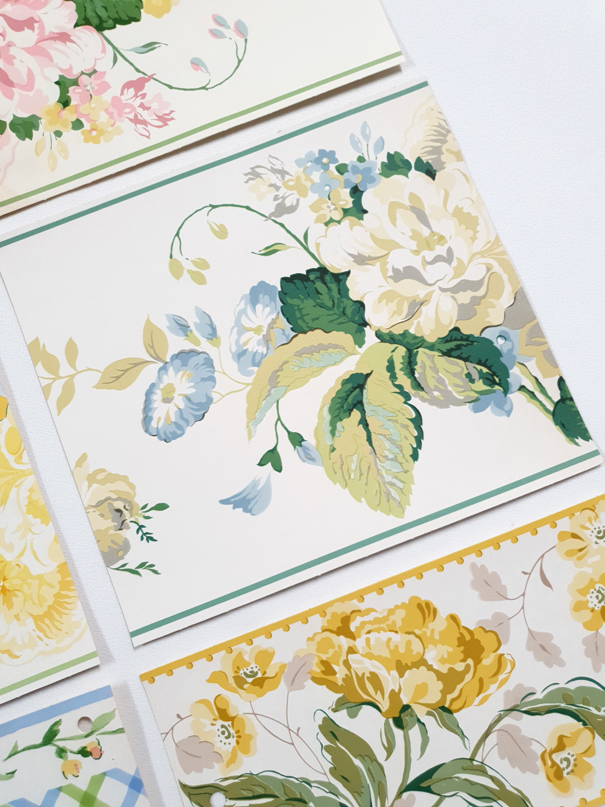 Vintage Wallpaper Sampler – PK