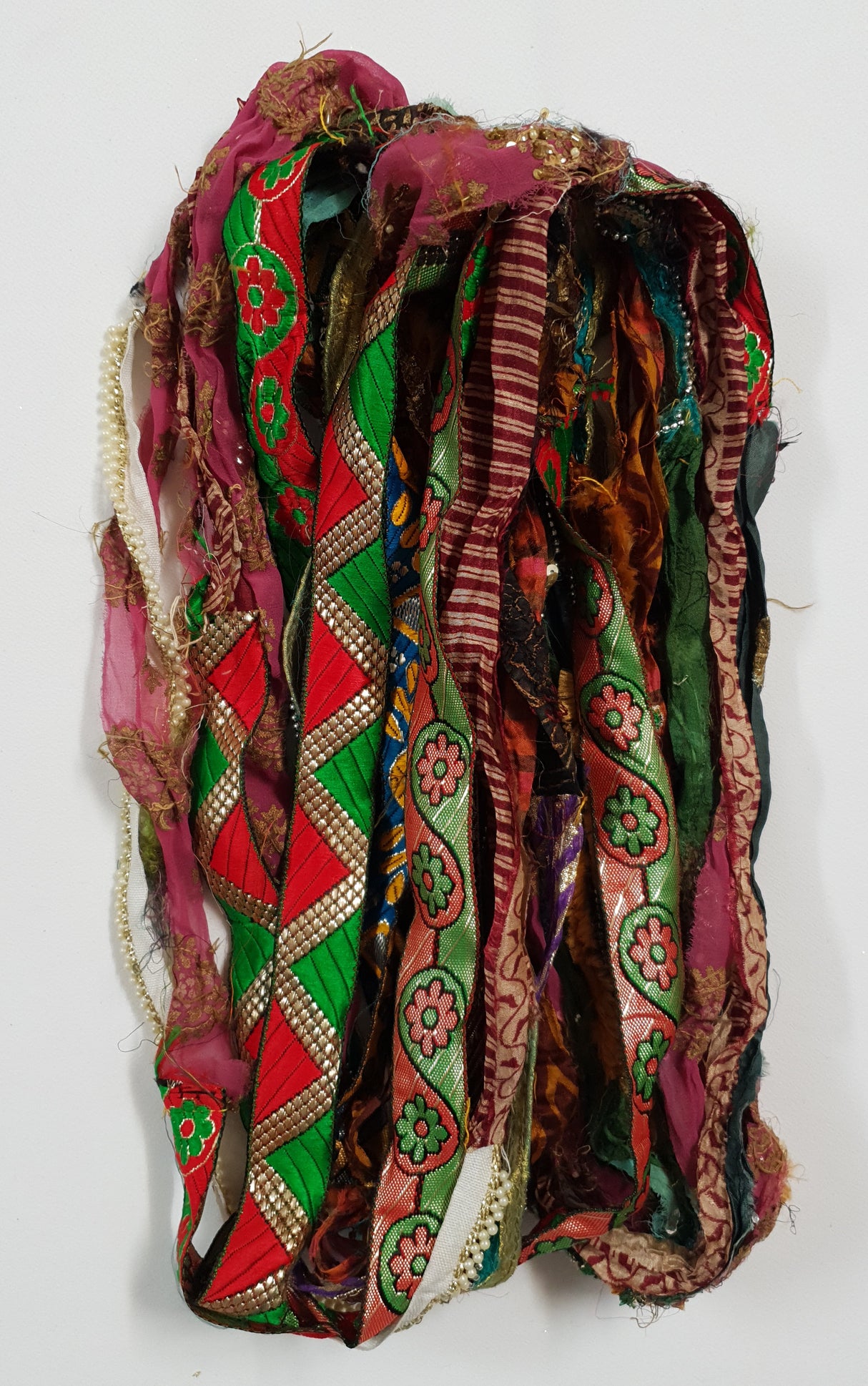 Reclaimed Sari Ribbon Hank - Unique - XO