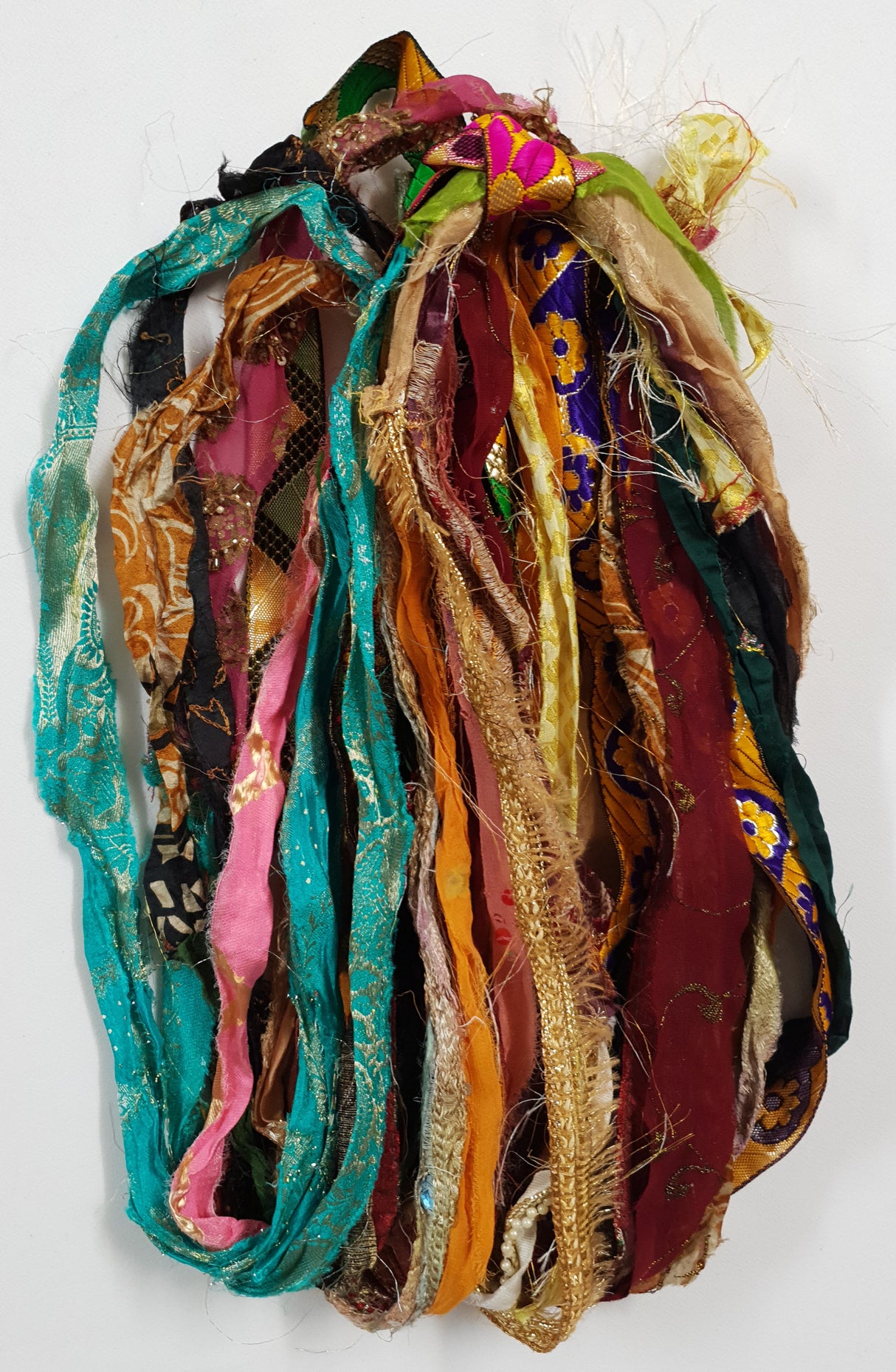 Reclaimed Sari Ribbon Hank - Unique - XP
