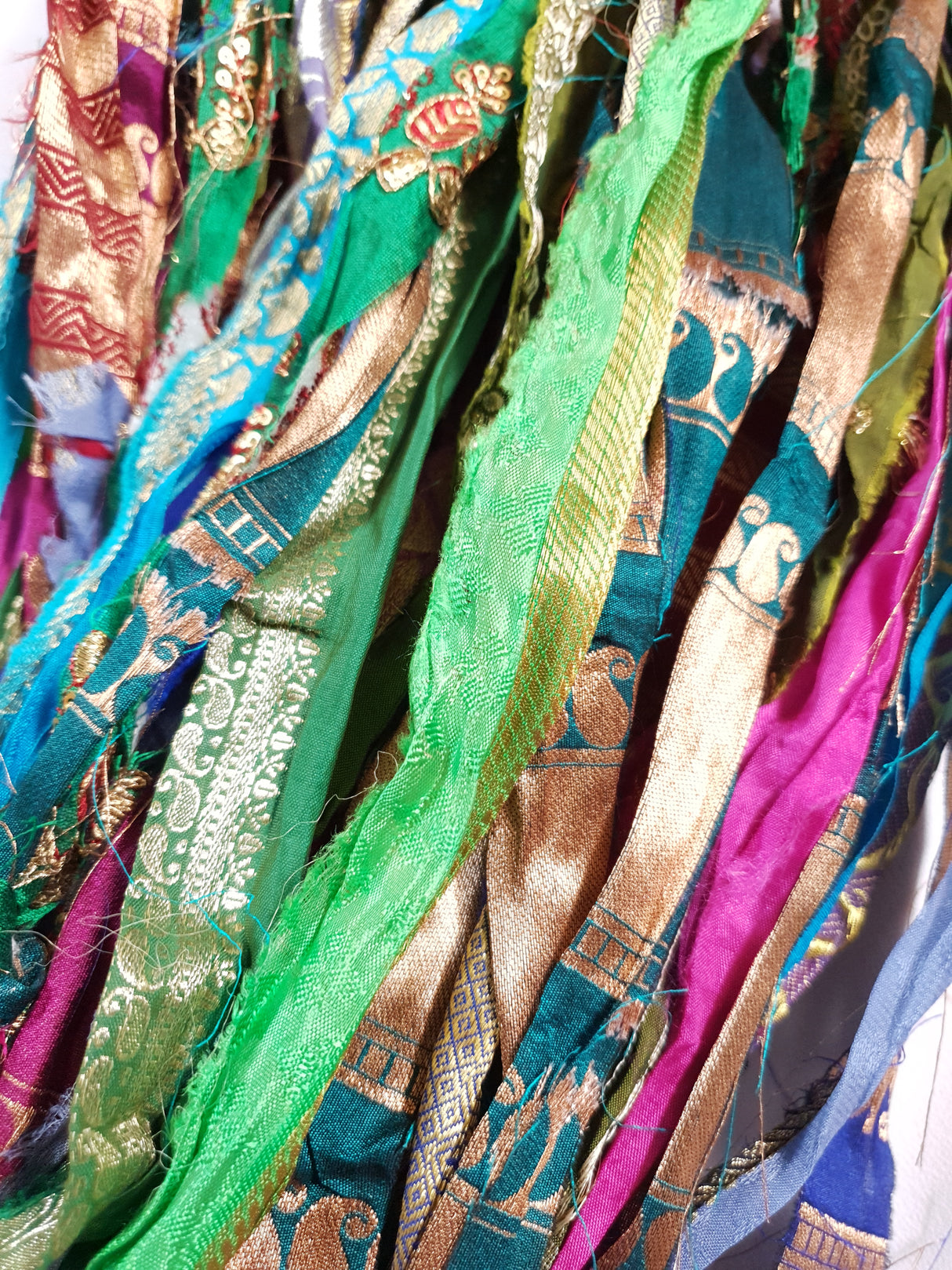 Reclaimed Sari Ribbon Hank - Unique - YC