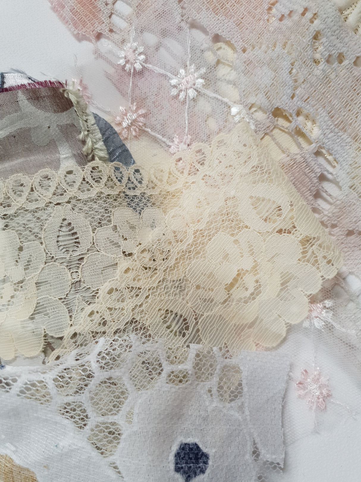 Scrappy Scroll - 9001