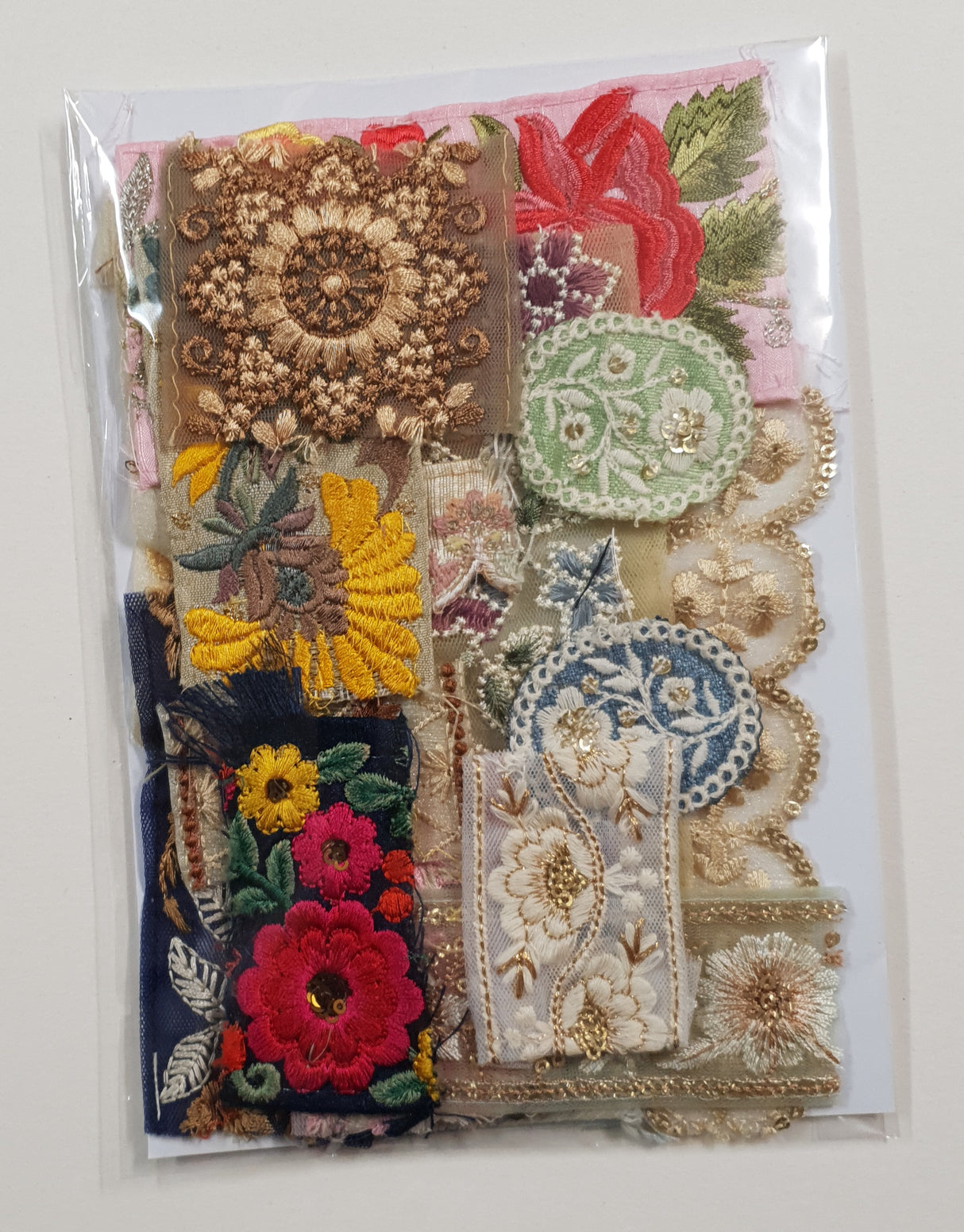 Embroidered Trim Snippets Pack - LA