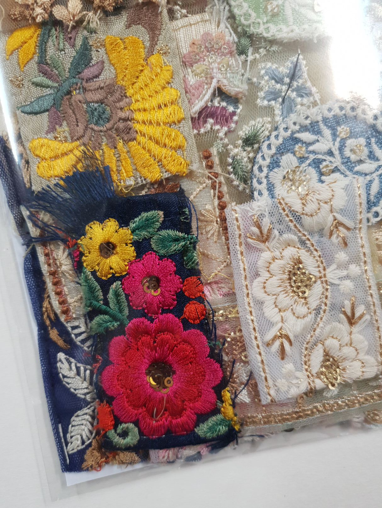 Embroidered Trim Snippets Pack - LA