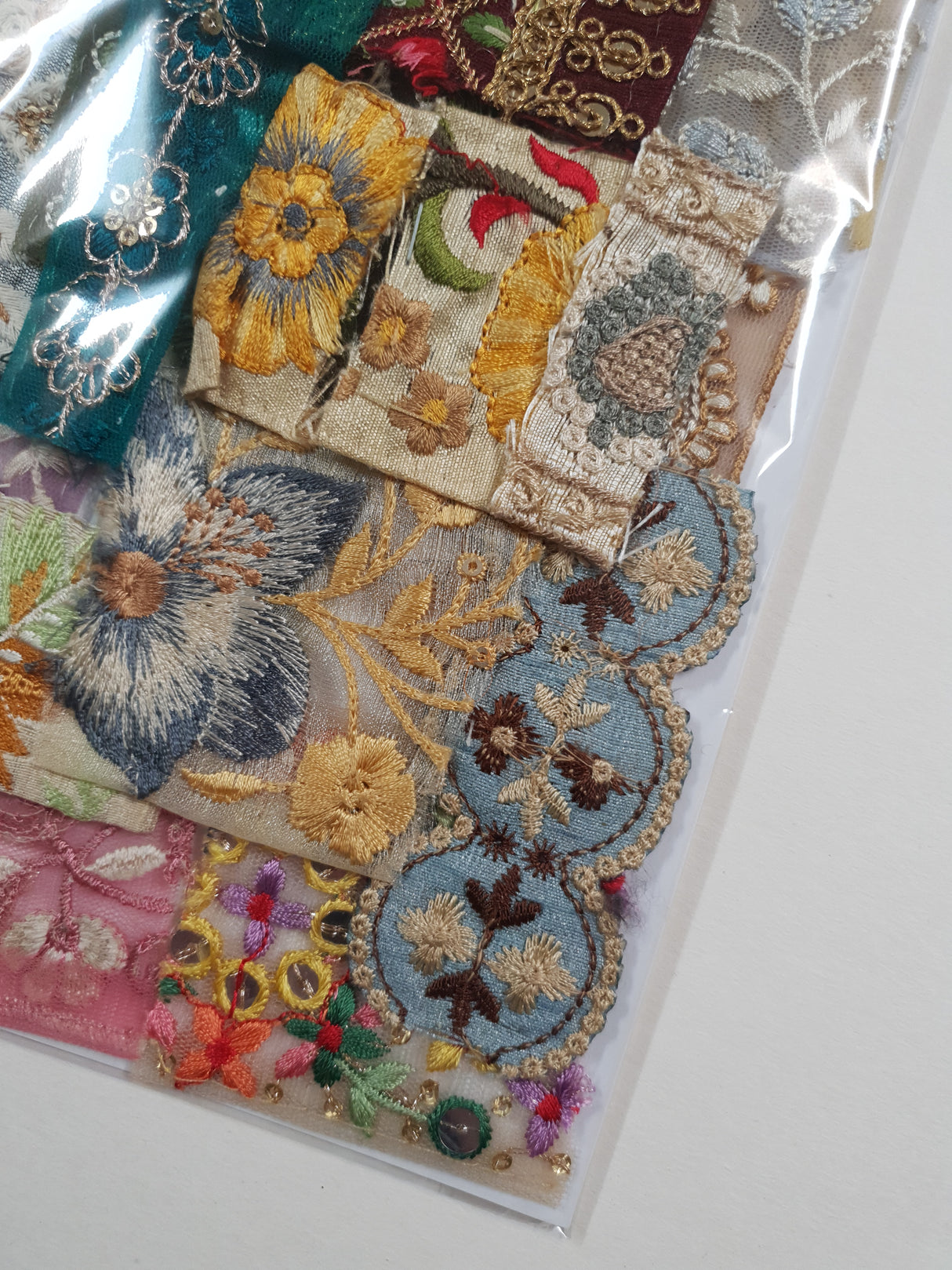 Embroidered Trim Snippets Pack - LC