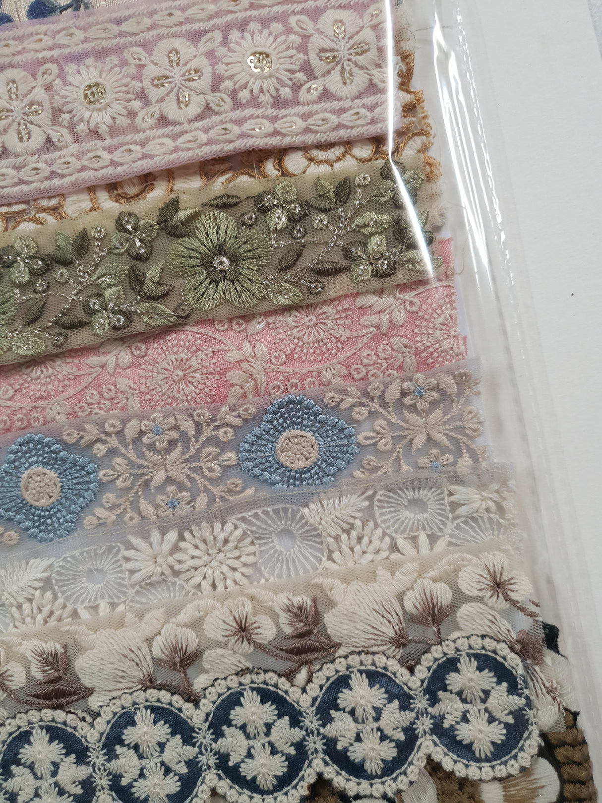 Assorted Embroidered Trim Pack - LN