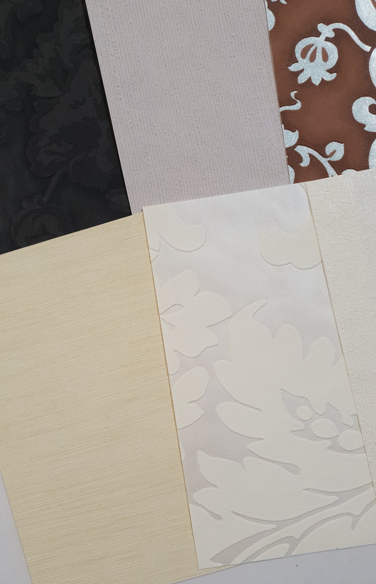 Wallpaper Pieces Pack - UP