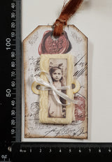 Motherloads Fancy Tag of Lace - UQ - Picked at Random