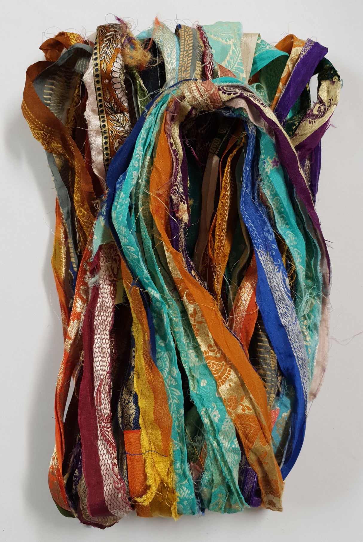 Reclaimed Sari Ribbon Hank - Unique - CV