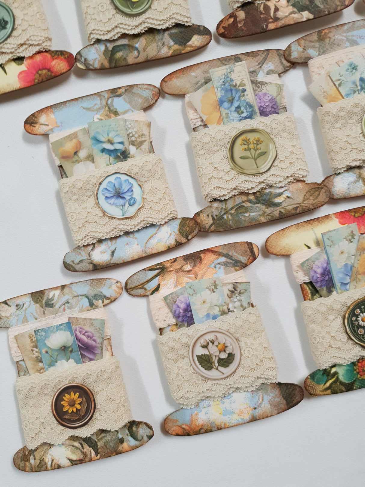 Motherloads Fancy Bobbin of Lace - VA - Picked at Random