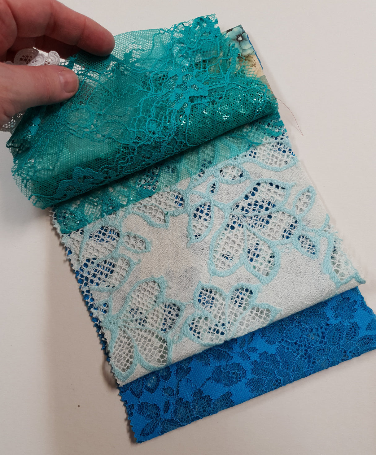 Luxury Lace Sampler - XW