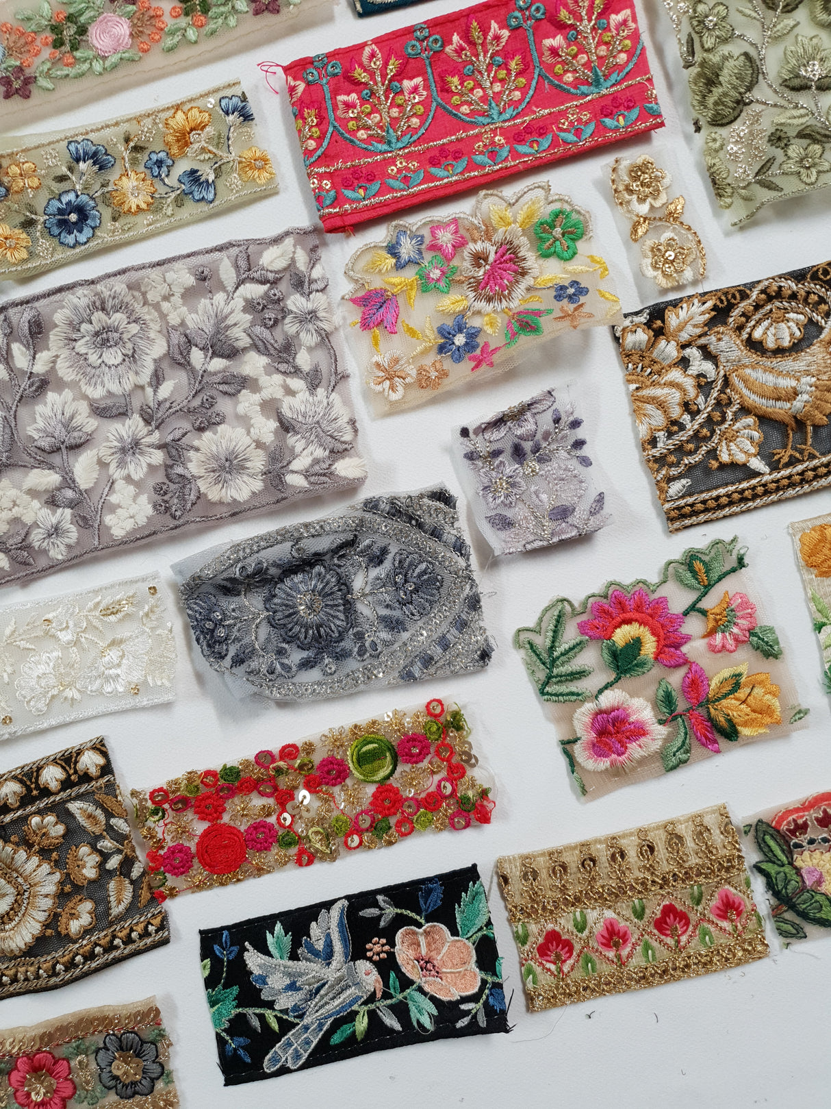 Assorted Embroidered Trim Scraps Pack - ZB