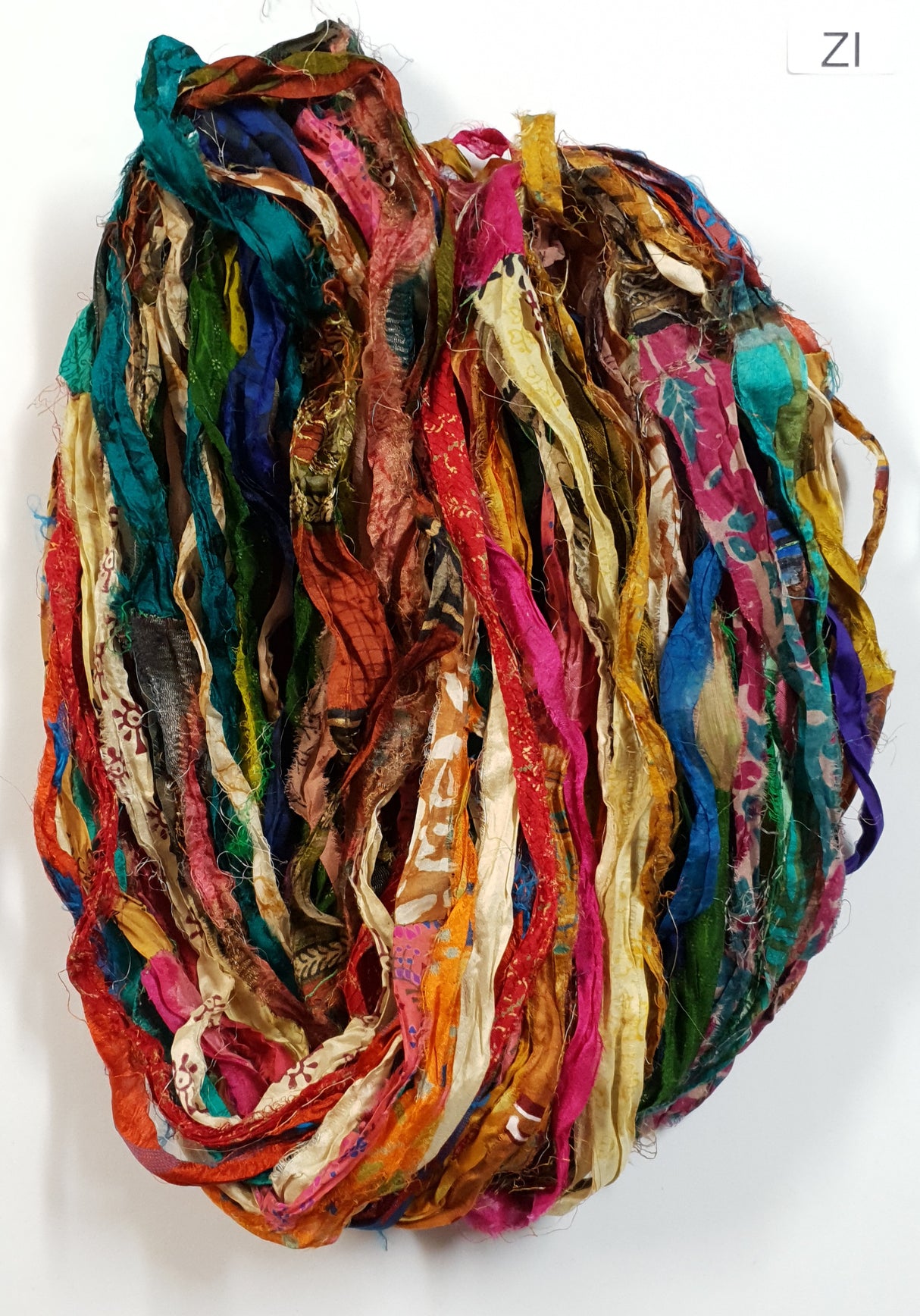 Reclaimed Sari Ribbon Hank - Unique - ZI