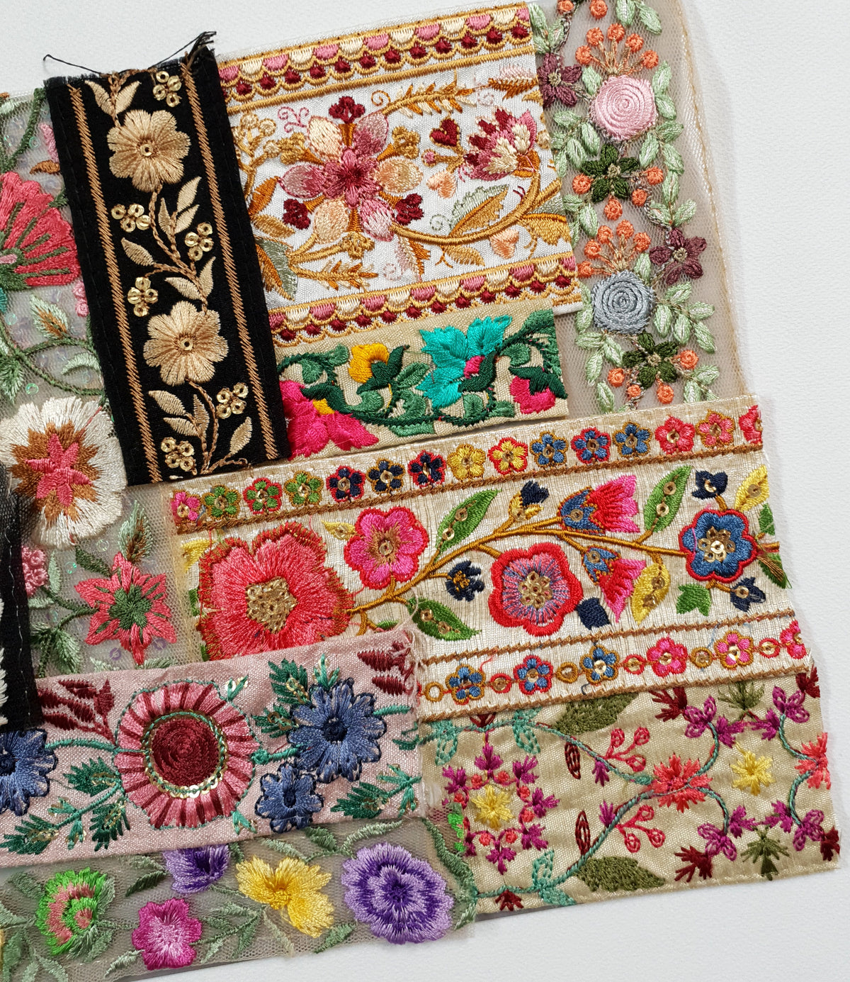 Assorted Embroidered Trim Scraps Pack - ZJ