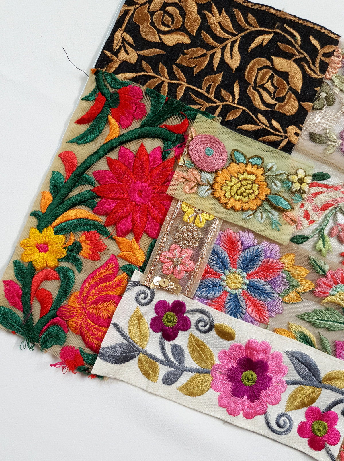 Assorted Embroidered Trim Scraps Pack - ZL