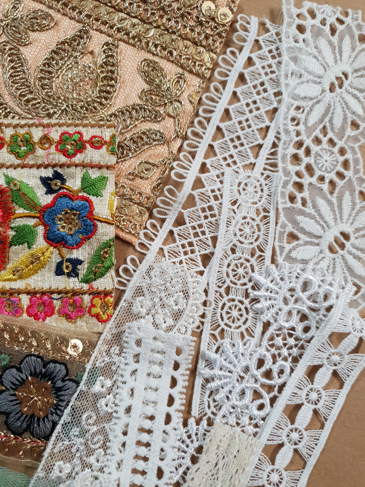Lace & Trim Snippets Pack - 4001