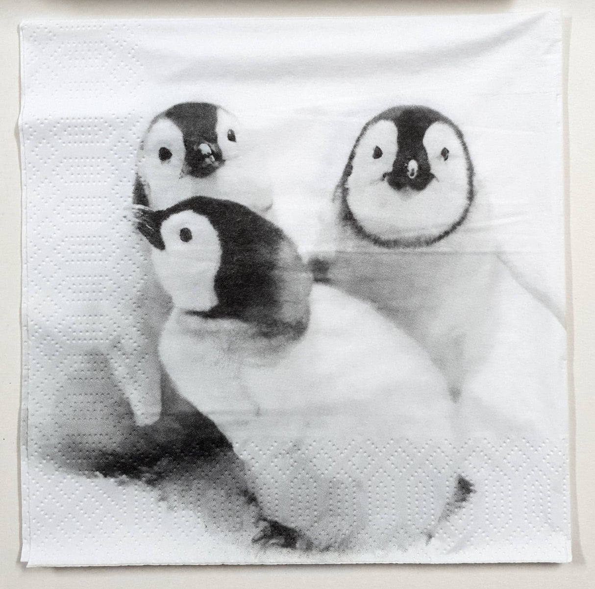 Decoupage Napkin - (DN-8726) - Penguin Friends