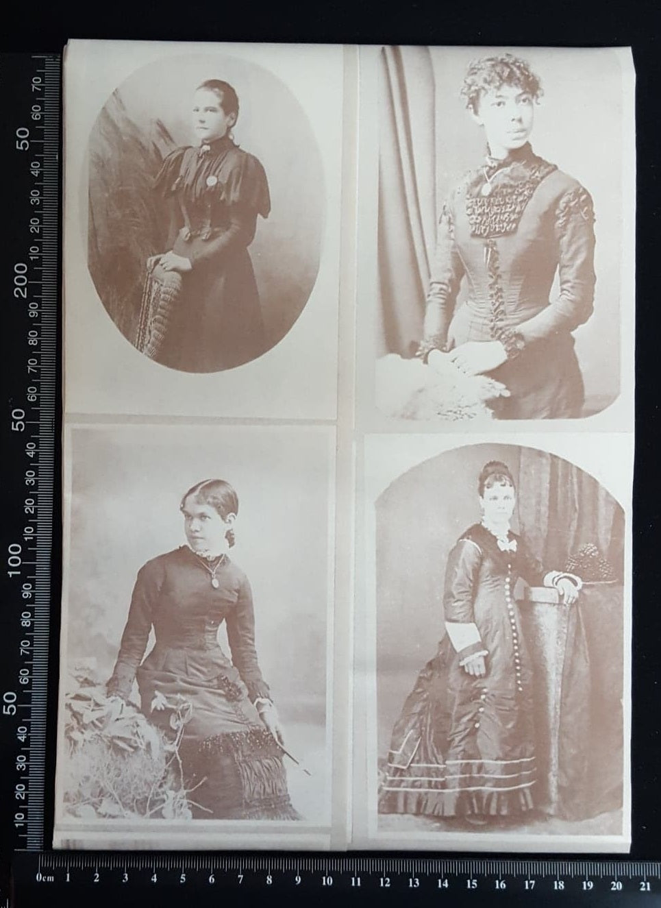 Vintage Wrapping Paper - Ladies Images